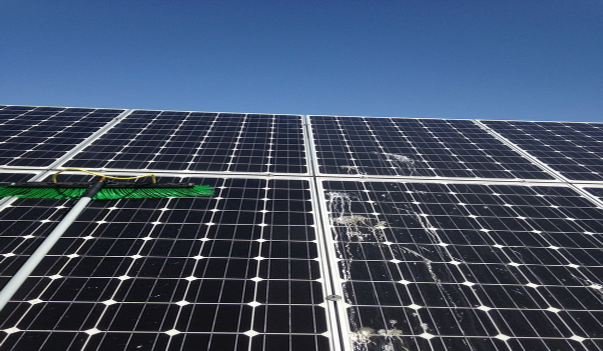 Reinigen van zonnepanelen